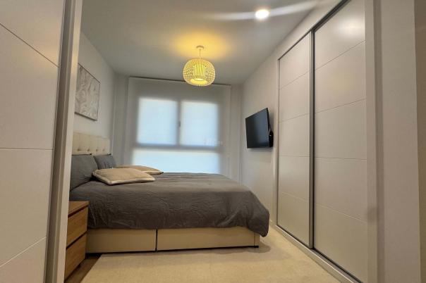 3 bed apartment in Alicante/Alacant