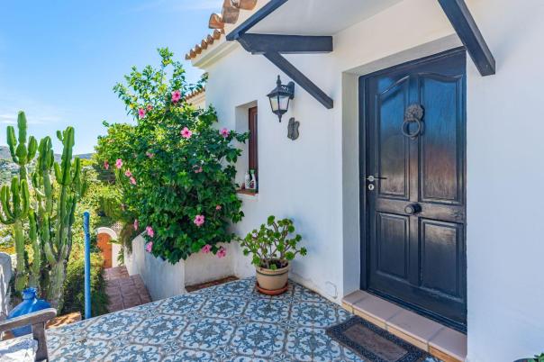 4 bed villas in Moraira