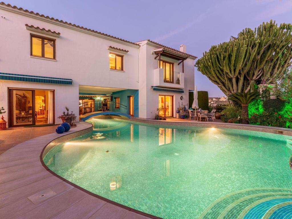 4 bed villas in Moraira