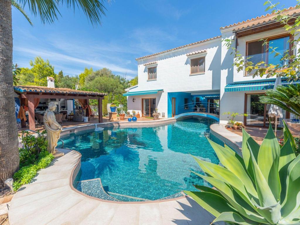 4 bed villas in Moraira