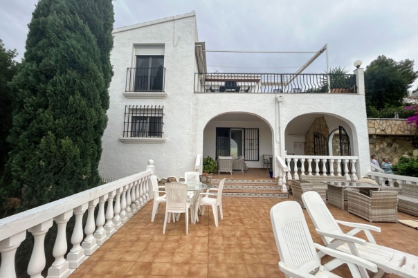 4 bed villa in Pego