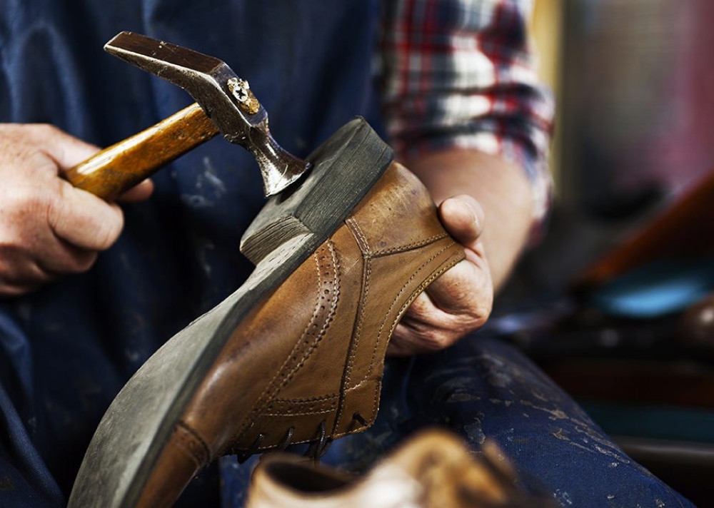Upholstery Shop & Shoe Repairs Javea