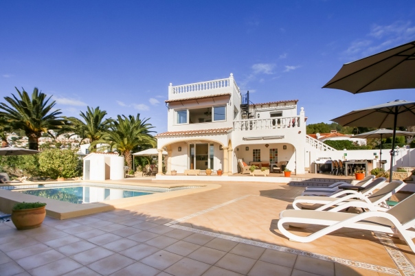4 bed villa in Moraira