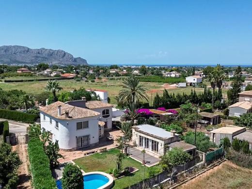 7 bed villa in Pedreguer