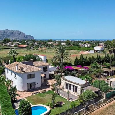 7 bed villa in Pedreguer