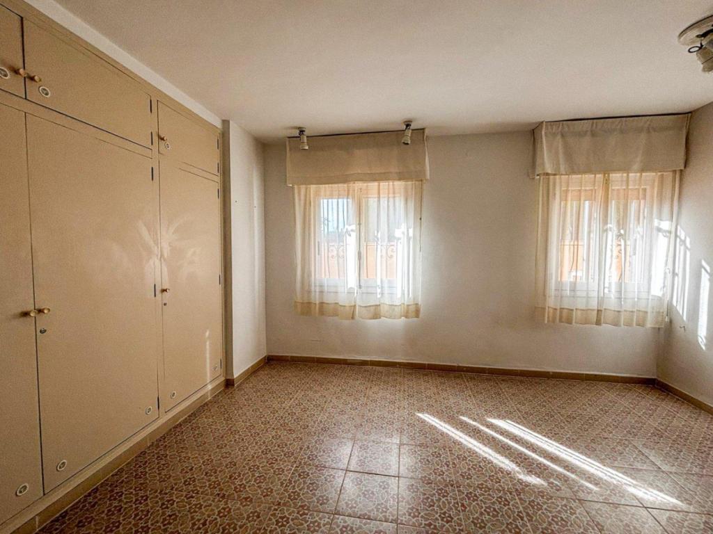 7 bed villa in Pedreguer