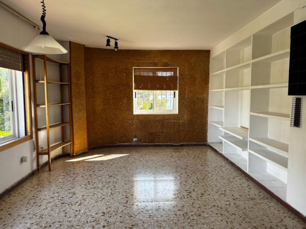 7 bed villa in Pedreguer