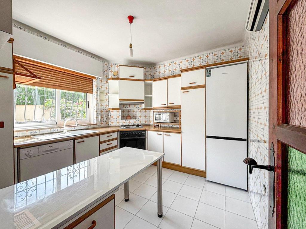 7 bed villa in Pedreguer