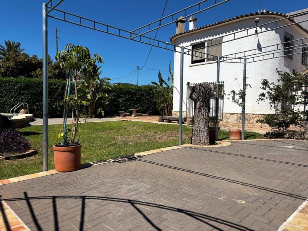7 bed villa in Pedreguer