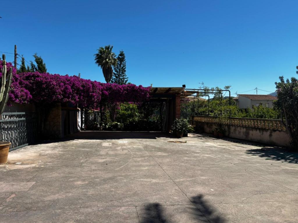 7 bed villa in Pedreguer