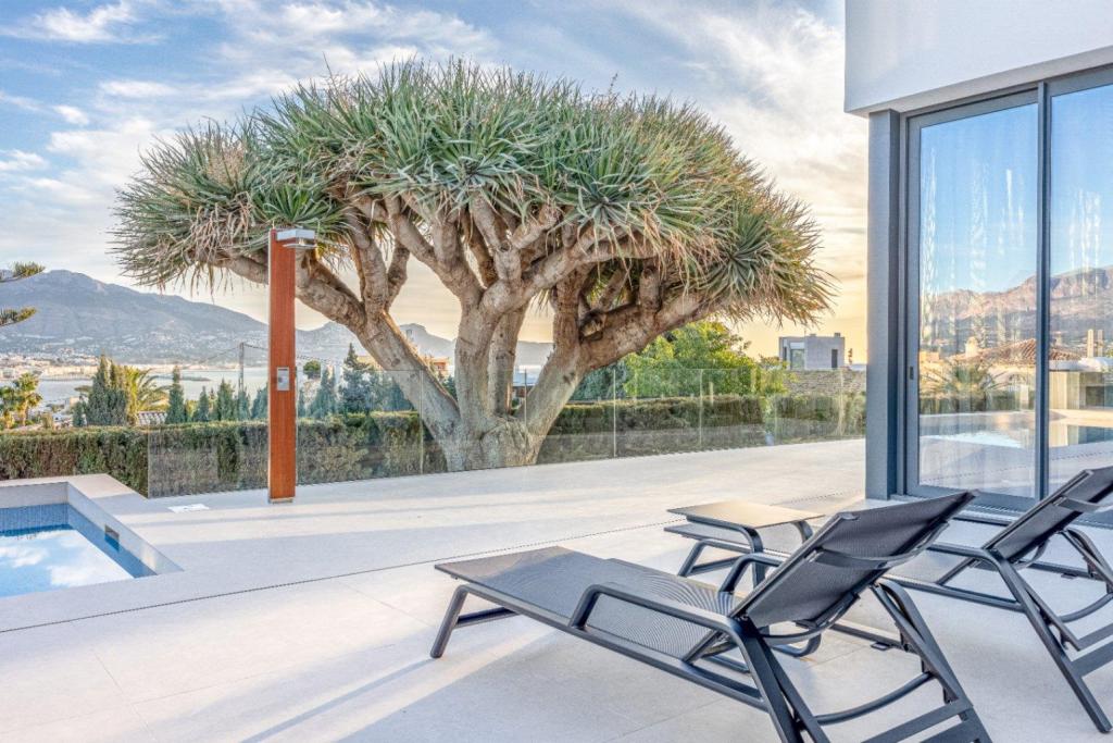 4 bed villa in Albir