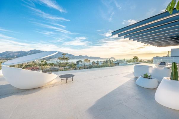 4 bed villa in Albir