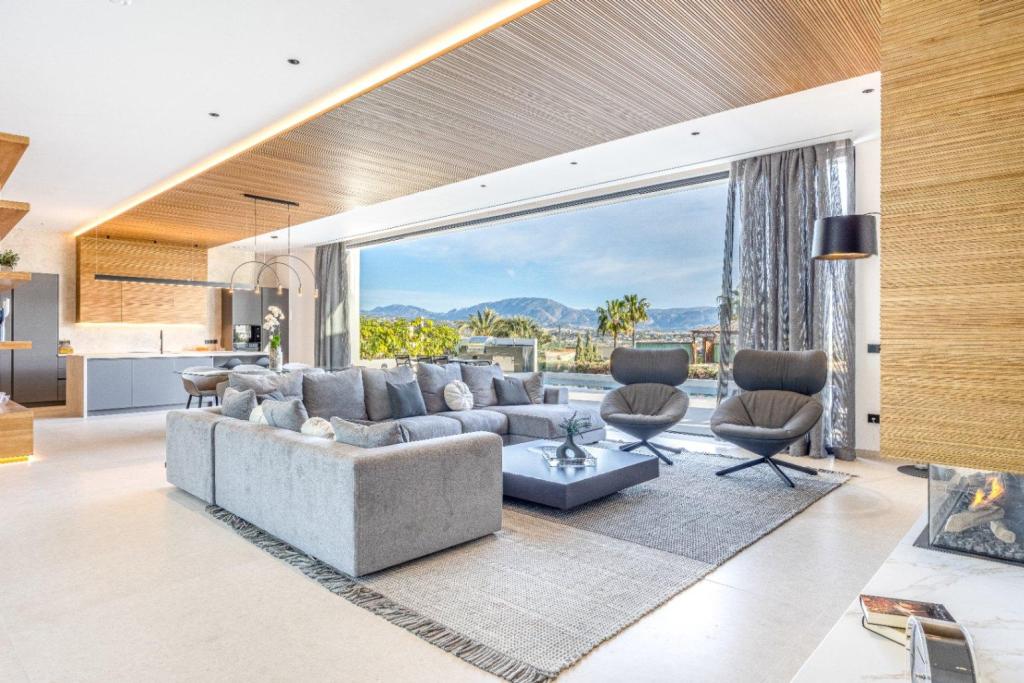 4 bed villa in Albir