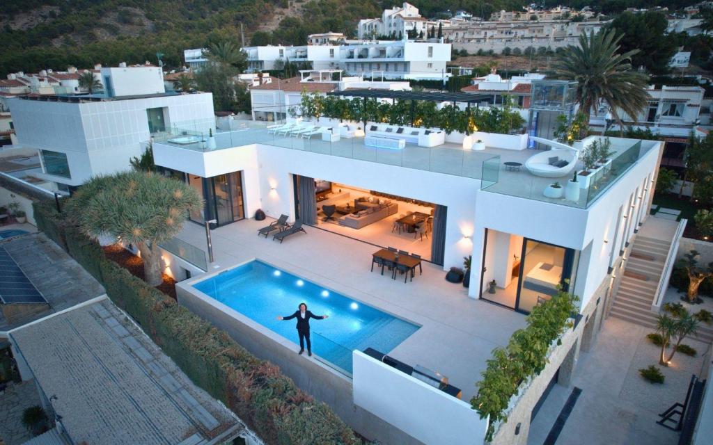 4 bed villa in Albir