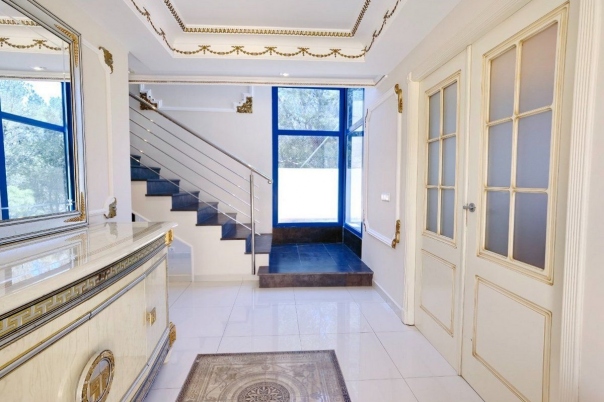 5 bed casa / chalet in Altea la Vella