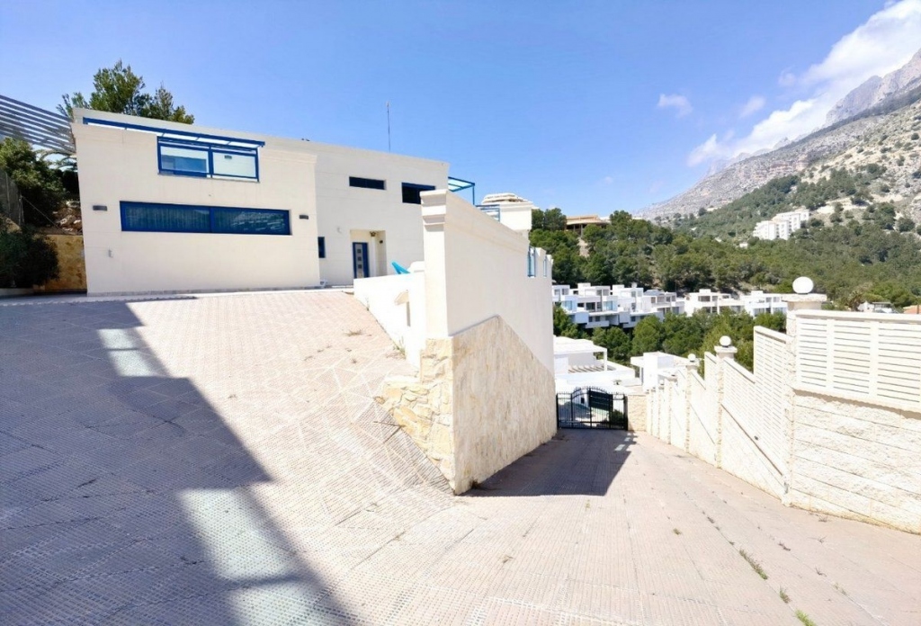 5 bed casa / chalet in Altea la Vella