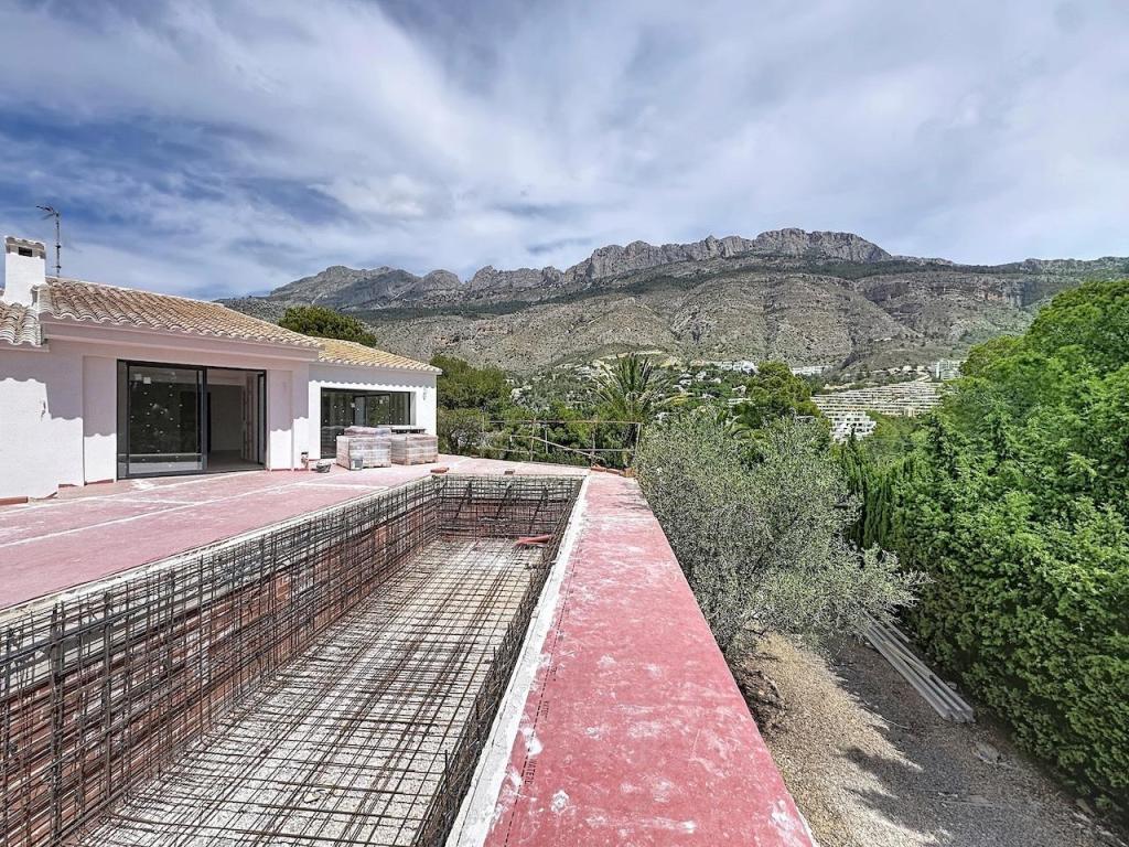 4 bed villas in Altea