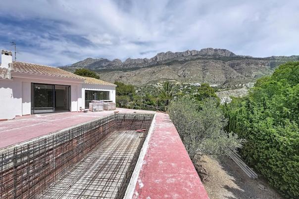 4 bed villas in Altea