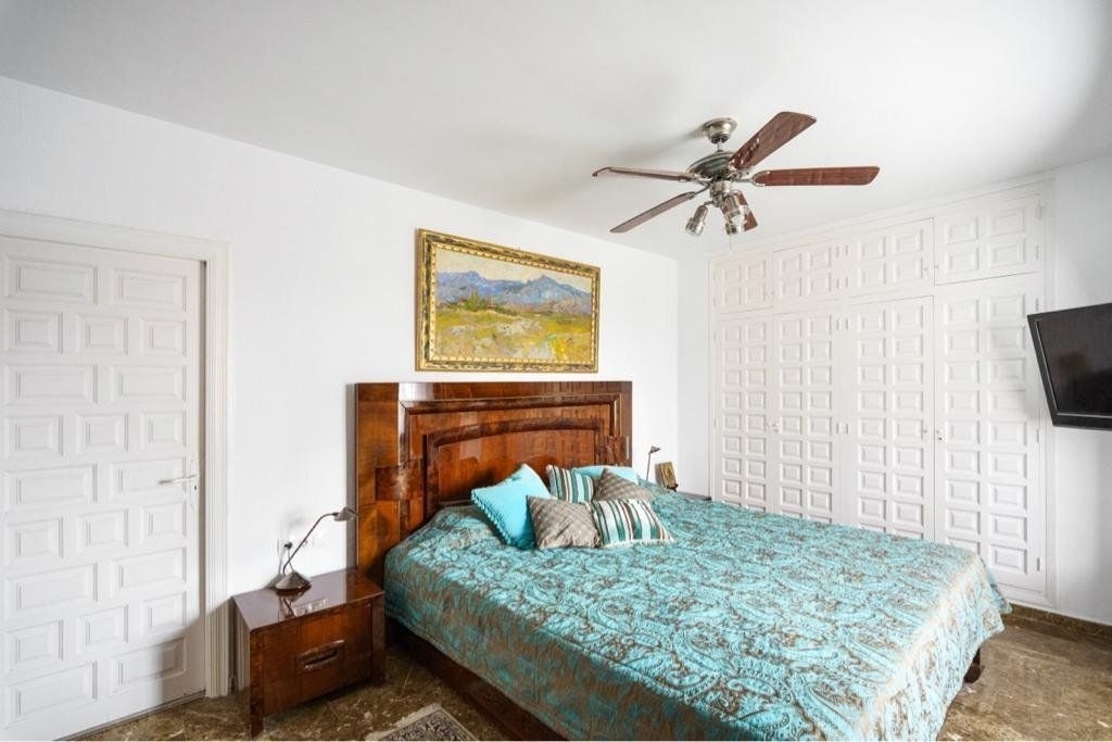 6 bed casa / chalet in Benissa