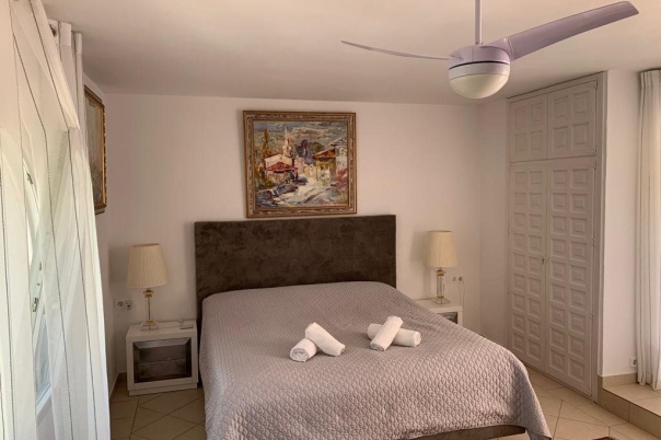 6 bed casa / chalet in Benissa