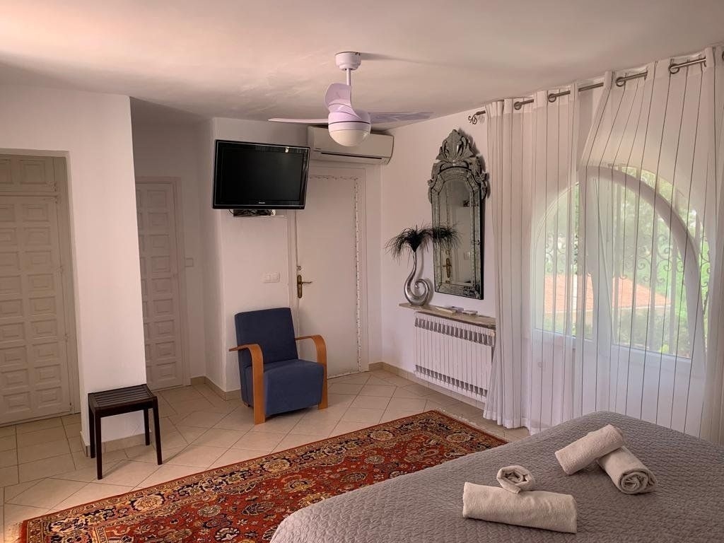 6 bed casa / chalet in Benissa