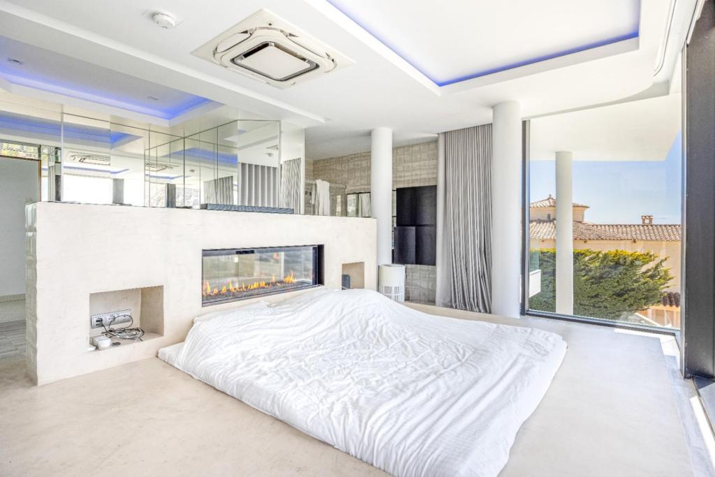 6 bed villa in Altea