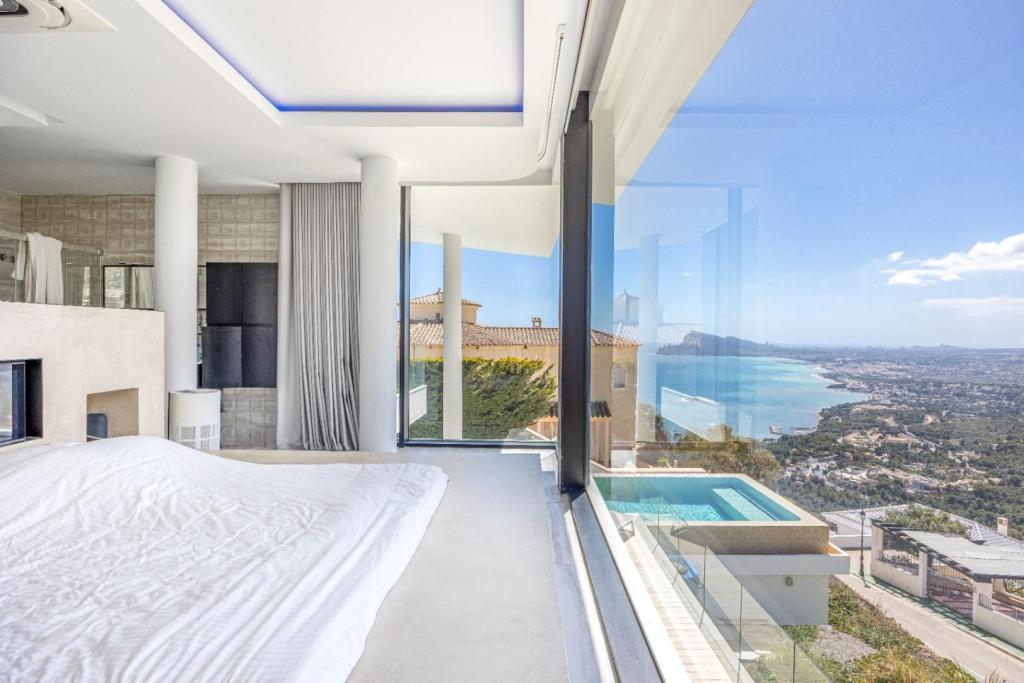 6 bed villa in Altea