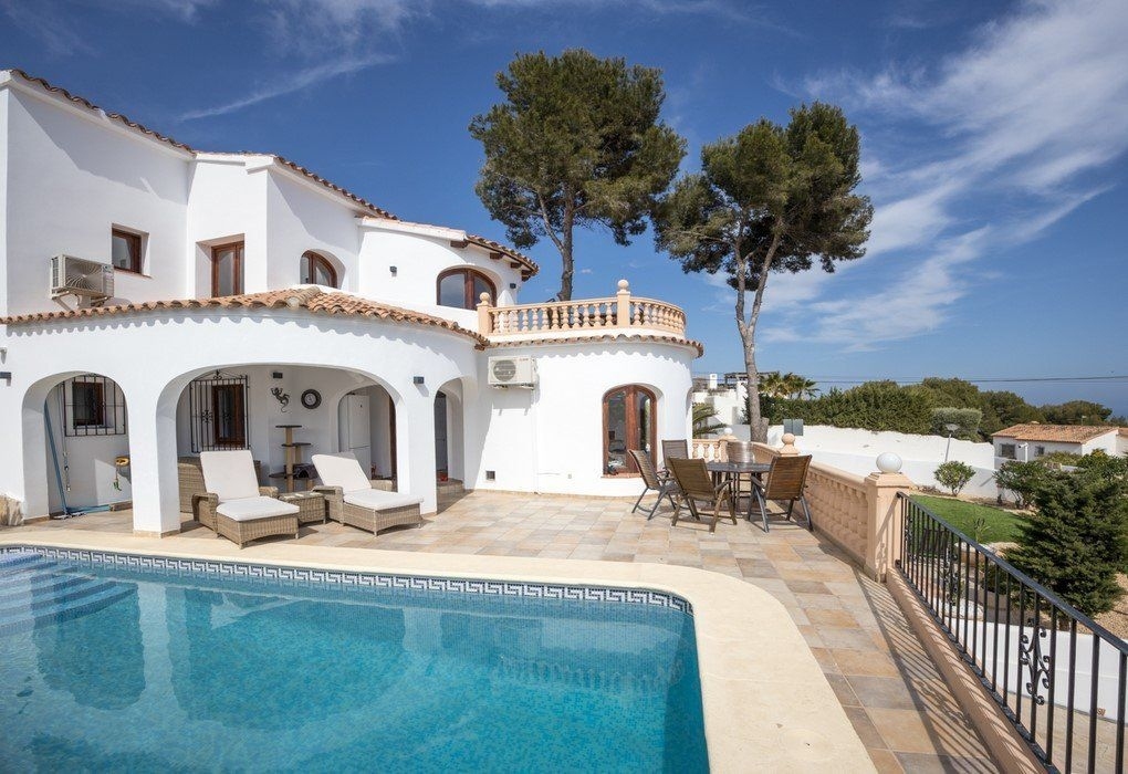 4 bed casa / chalet in Moraira