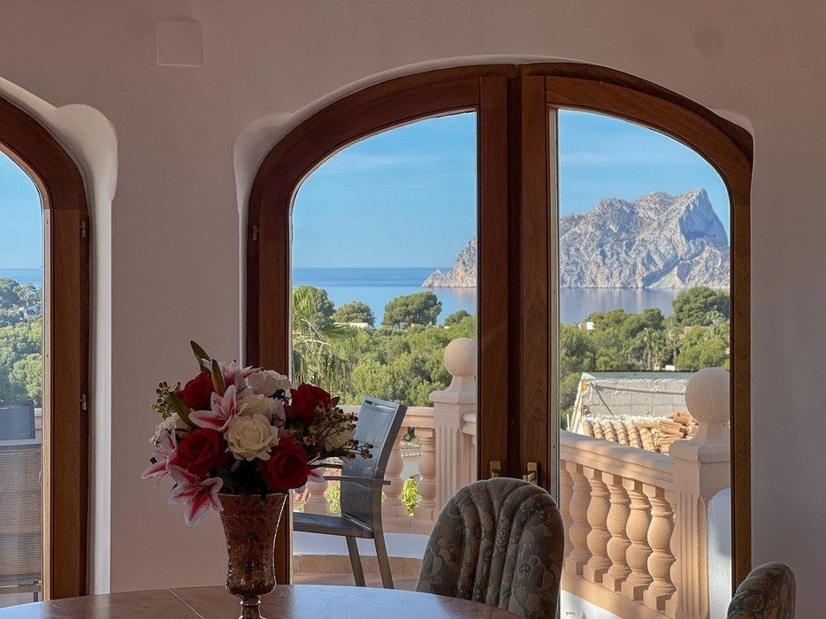 4 bed casa / chalet in Moraira
