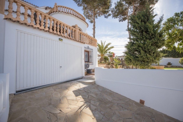 4 bed casa / chalet in Moraira