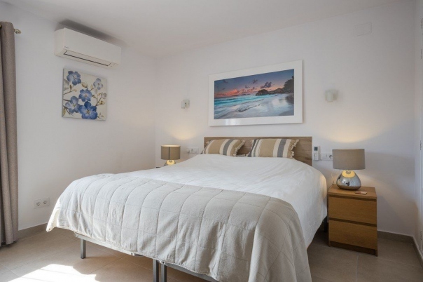 4 bed casa / chalet in Moraira