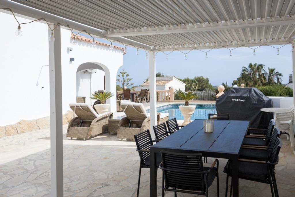 4 bed casa / chalet in Moraira