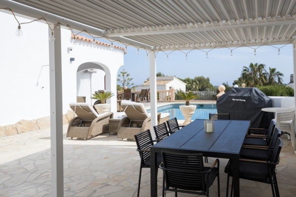 4 bed casa / chalet in Moraira