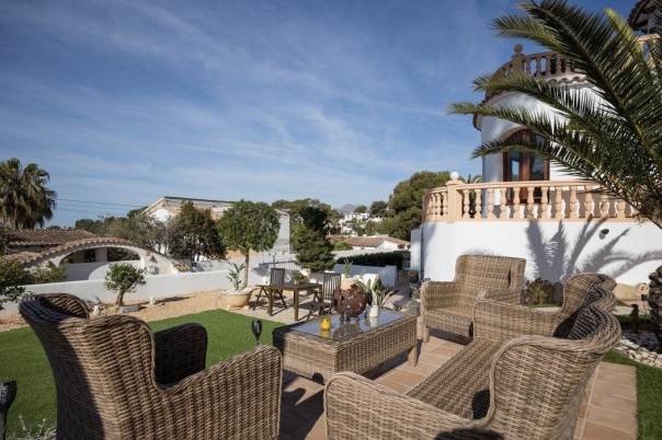 4 bed casa / chalet in Moraira