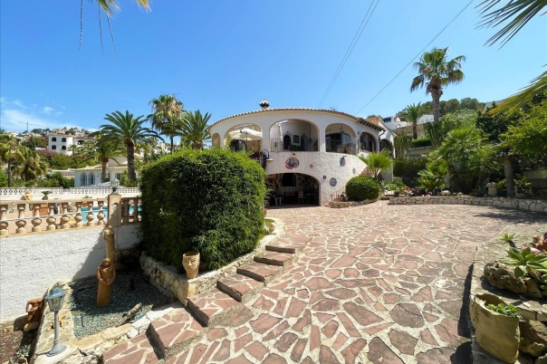 4 bed casa / chalet in Benissa