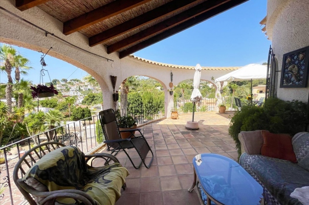 4 bed casa / chalet in Benissa
