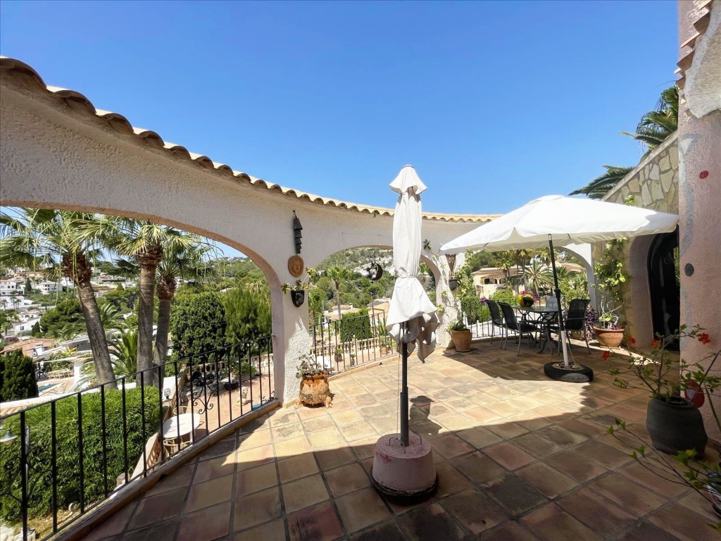 4 bed casa / chalet in Benissa