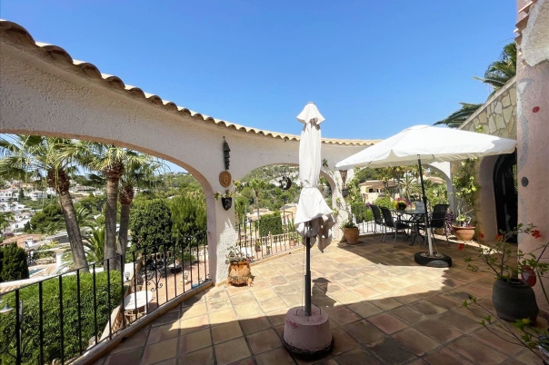 4 bed casa / chalet in Benissa