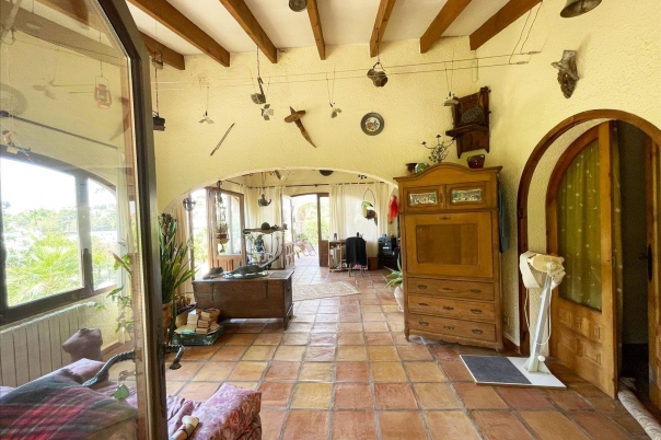 4 bed casa / chalet in Benissa