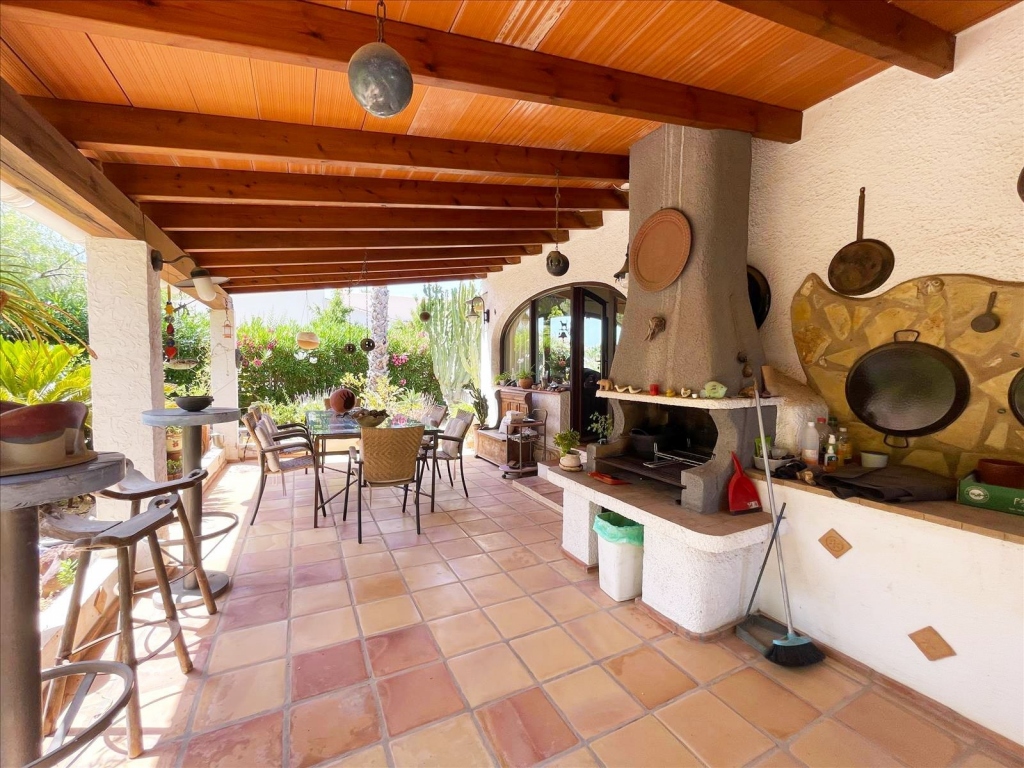 4 bed casa / chalet in Benissa