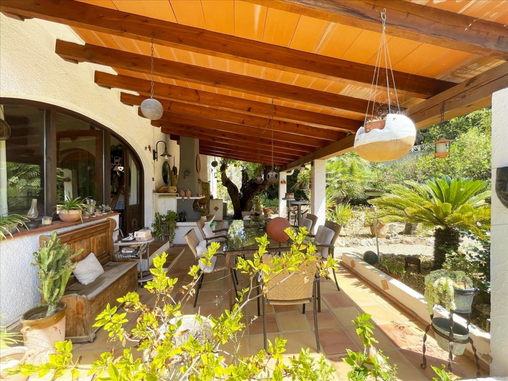 4 bed casa / chalet in Benissa