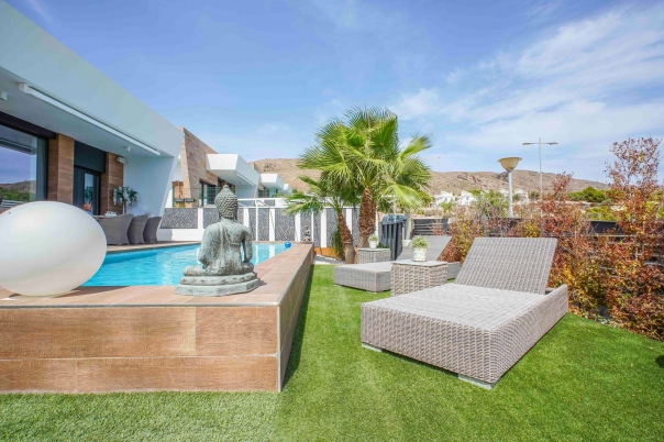 2 bed villa in Finestrat