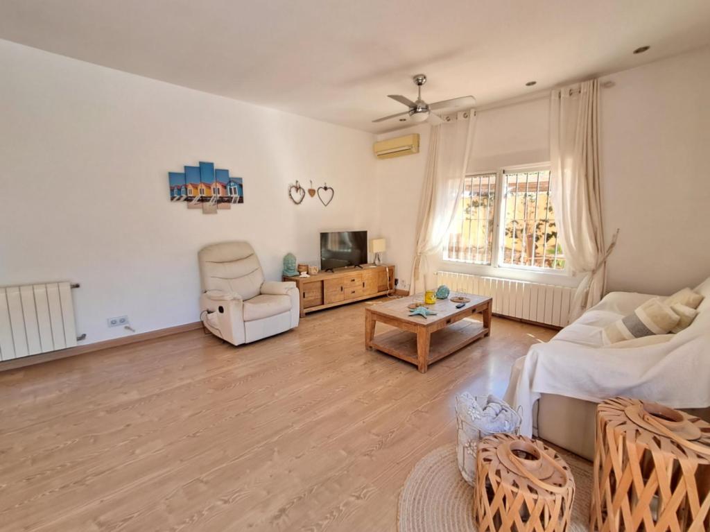 5 bed villa in Alfaz del Pi