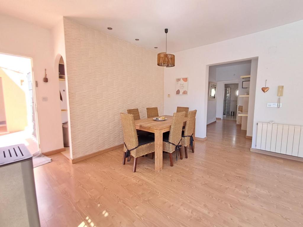 5 bed villa in Alfaz del Pi
