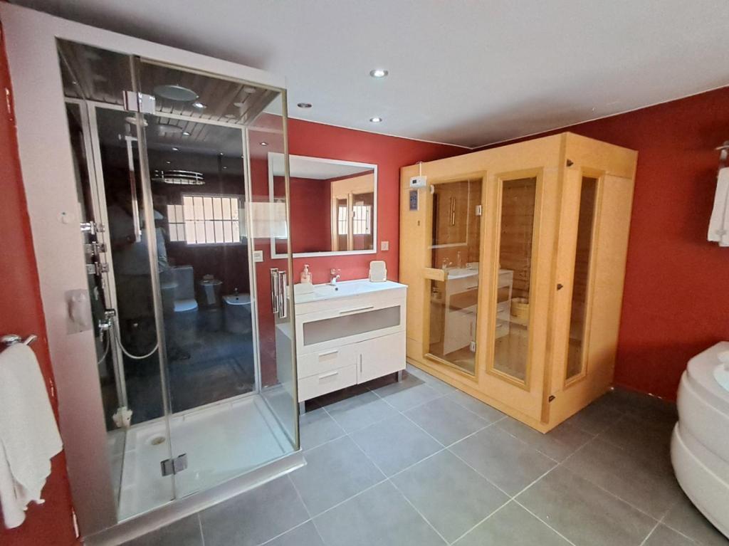 5 bed villa in Alfaz del Pi