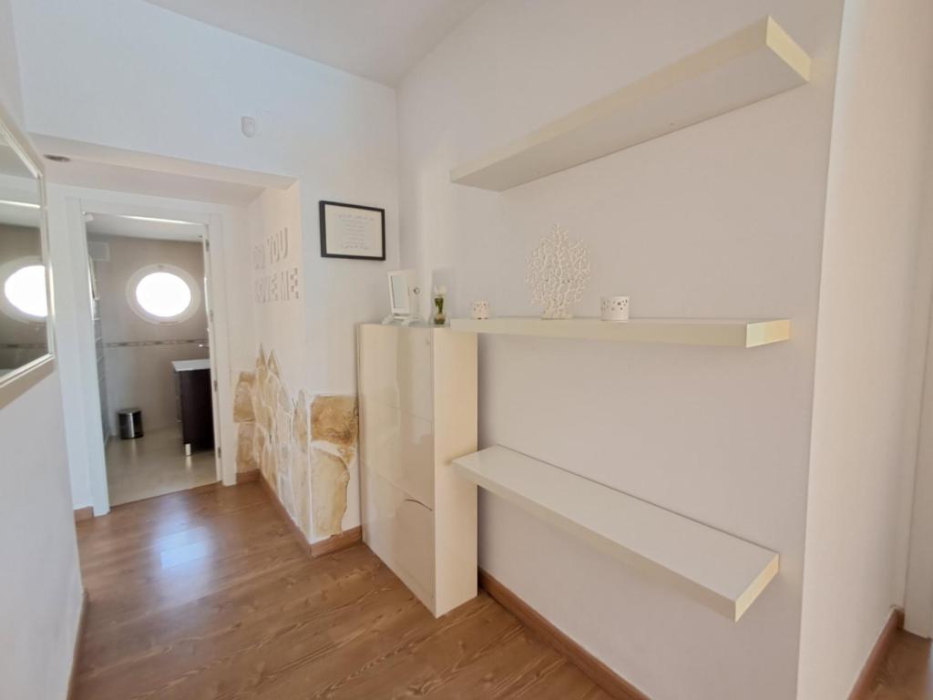 5 bed villa in Alfaz del Pi