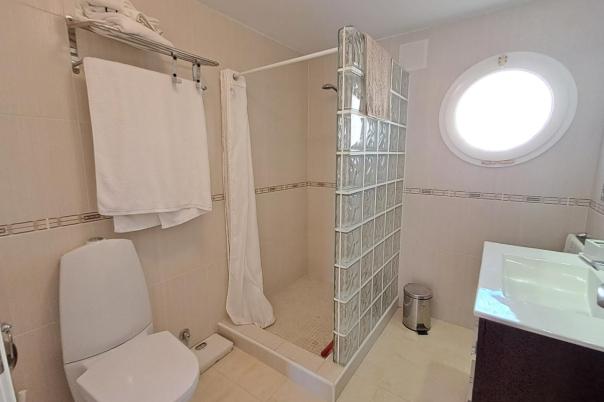 5 bed villa in Alfaz del Pi