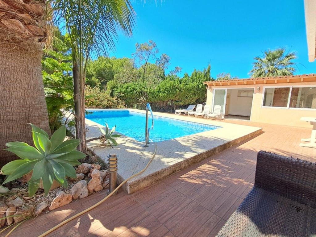 5 bed villa in Alfaz del Pi