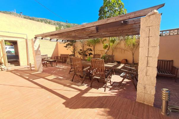 5 bed villa in Alfaz del Pi