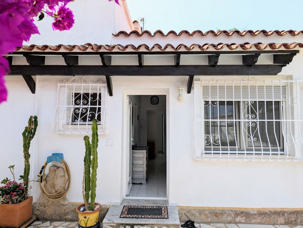 3 bed semi detached villa in Moraira